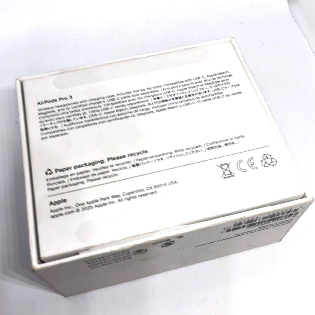 Apple AirPodsPro3 本体 充電ケース・イヤーチップ付き 第3世代