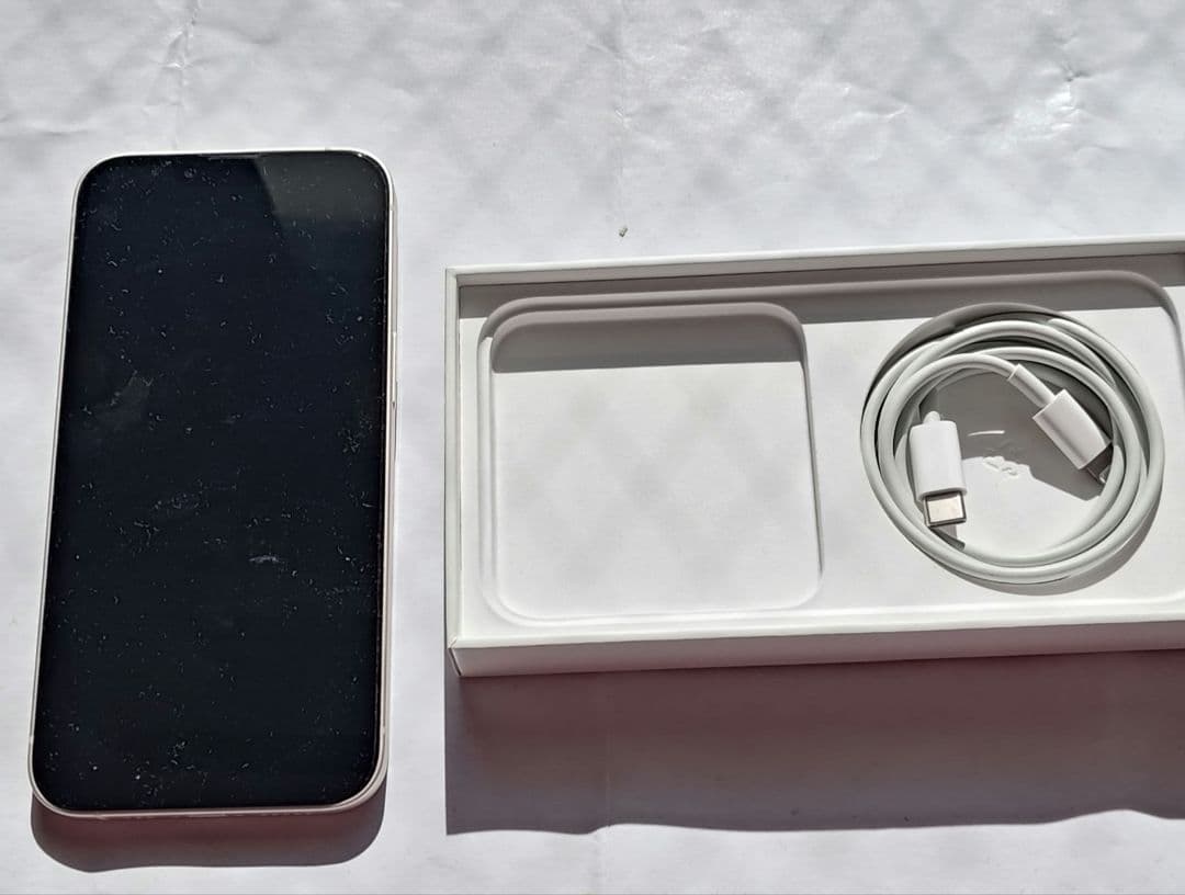 Apple iPhone 14 本体　256GBシムフリー超美品