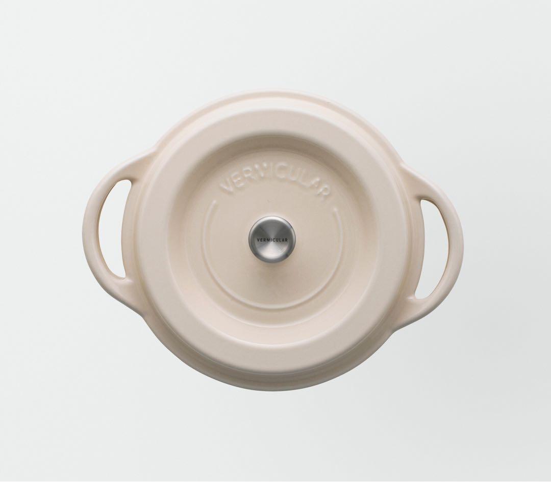 お値下げ✨超美品　バーミキュラ　オーブンポット18cm ナチュラルベージュ