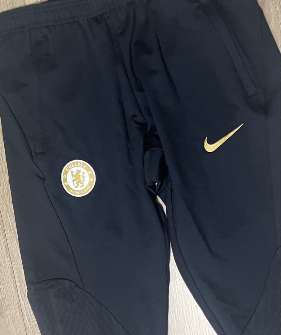 NIKE チェルシー　トラックパンツ　トレーニングパンツ　ジャージ　新品