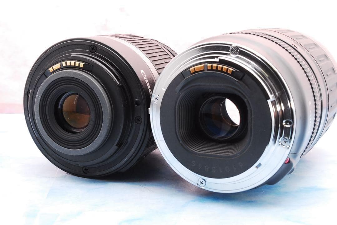 キャノン Kiss X10☆一眼レフカメラ☆手ぶれ補正標準＆超望遠☆バッグ付