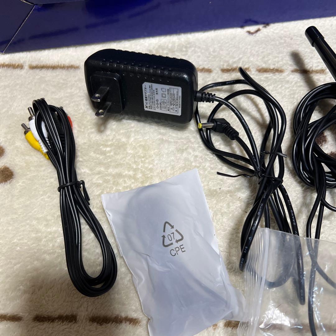 【美品・完品】OVER TIME 10.1型 録画機能付ポータブルテレビ 車載可