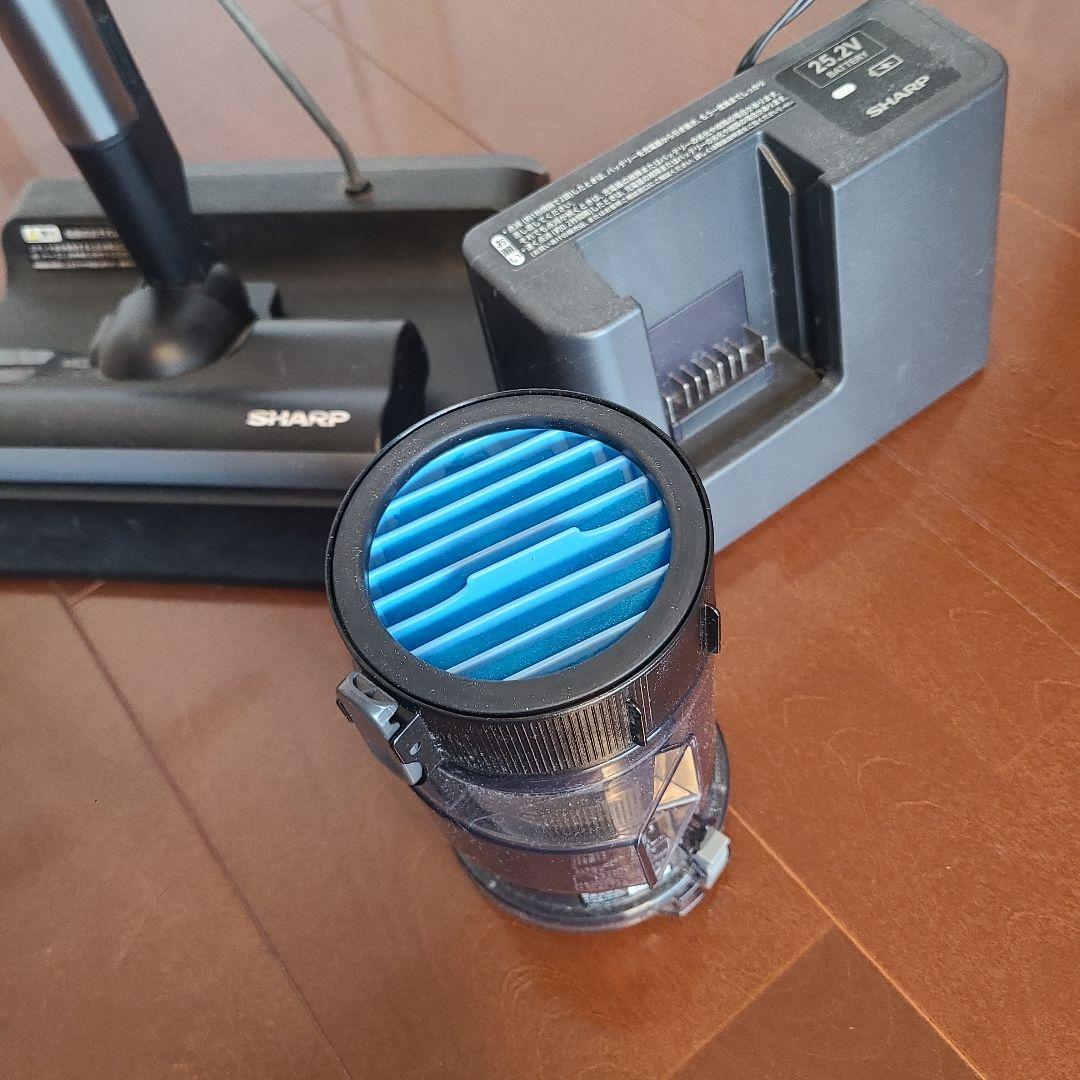 SHARP スティッククリーナー EC-SR8 本体　充電器付き