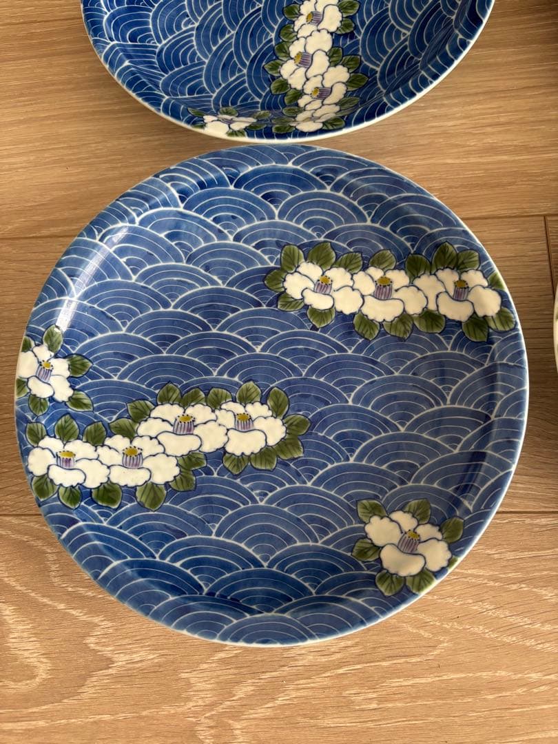 華山　青海波と椿　皿　五枚