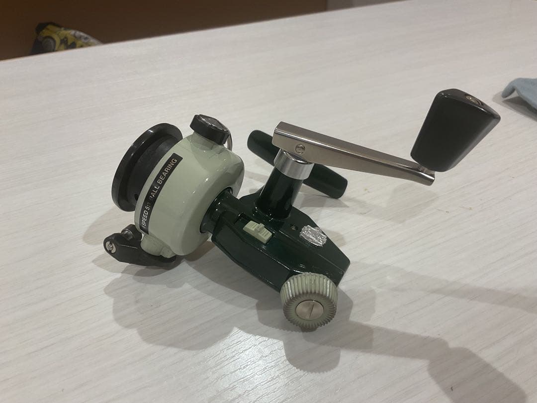 アブカーディナル33リール　釣り未使用品　箱付き