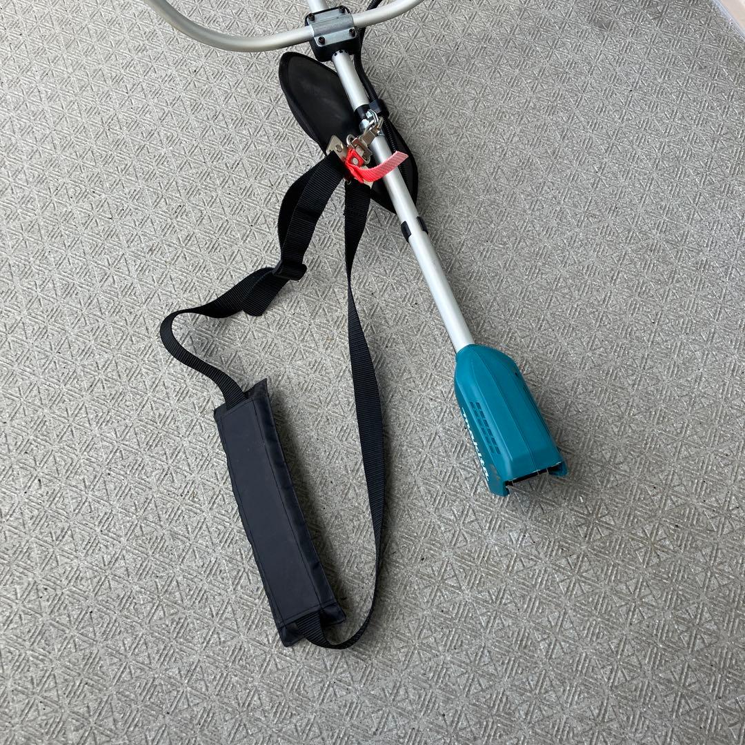 マキタ 充電式草刈機 MUR190SDWF