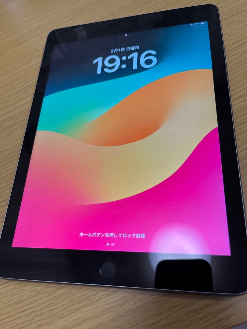 iPad 第6世代 32GB スペースグレイ A1893