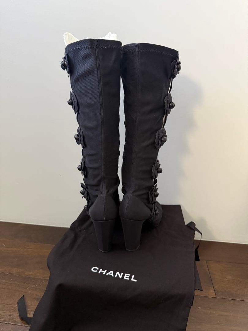 シャネルロングブーツ
