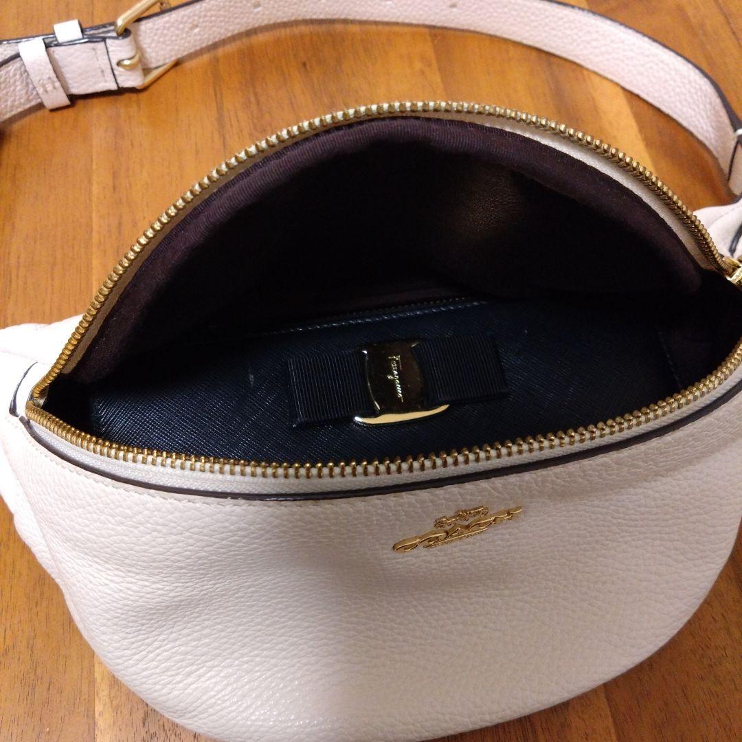 COACHバッグ　ウエストポーチ