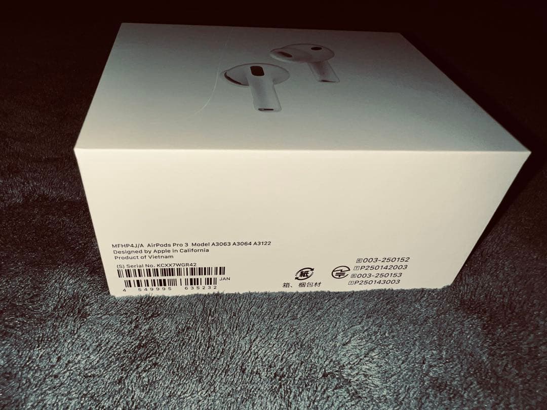 ぺ*様 AirPods Pro 3 本体