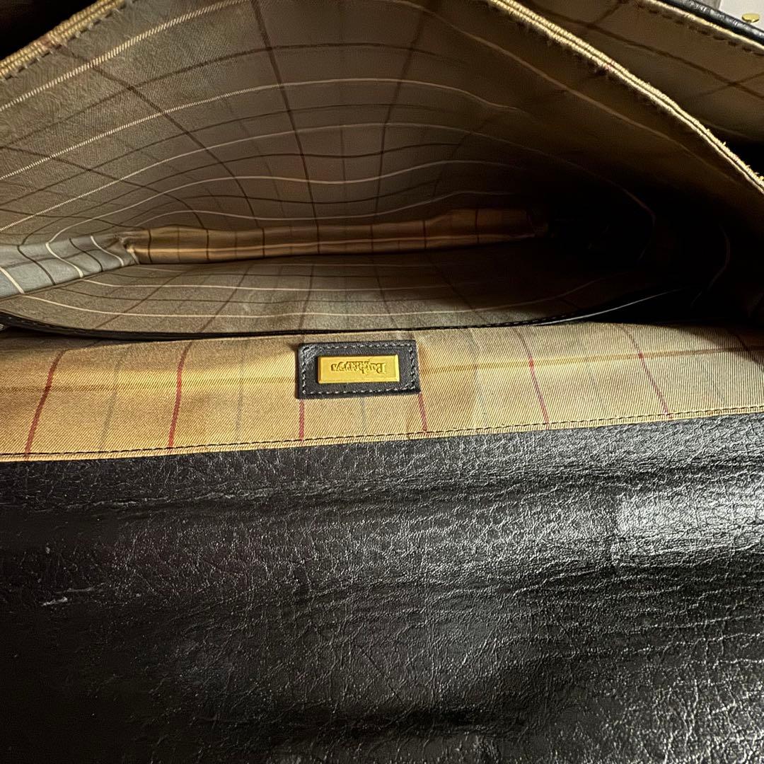【美品】Burberry's ダレスバッグ　レザー　ビジネス　裏ノバチェック　黒