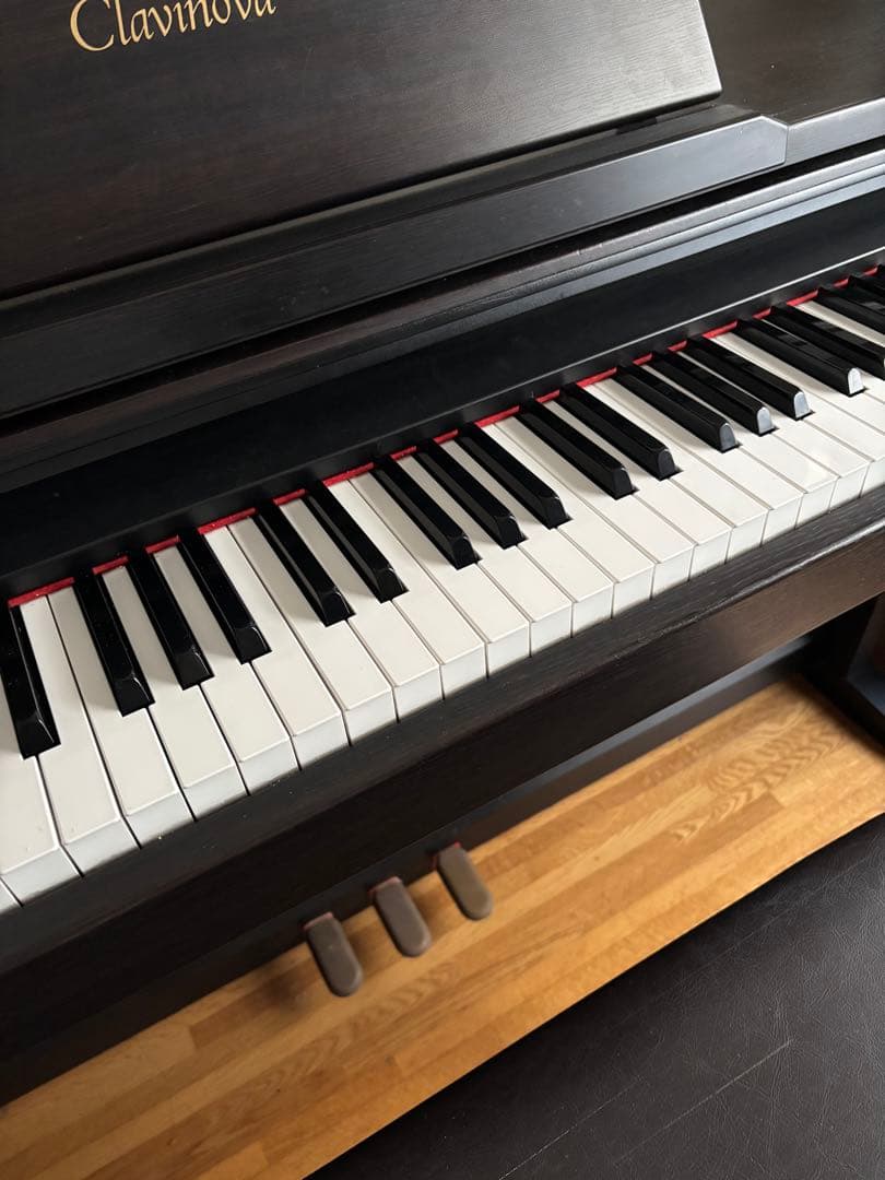 はなYamaha Clavinova 電子ピアノCLP133 椅子なし