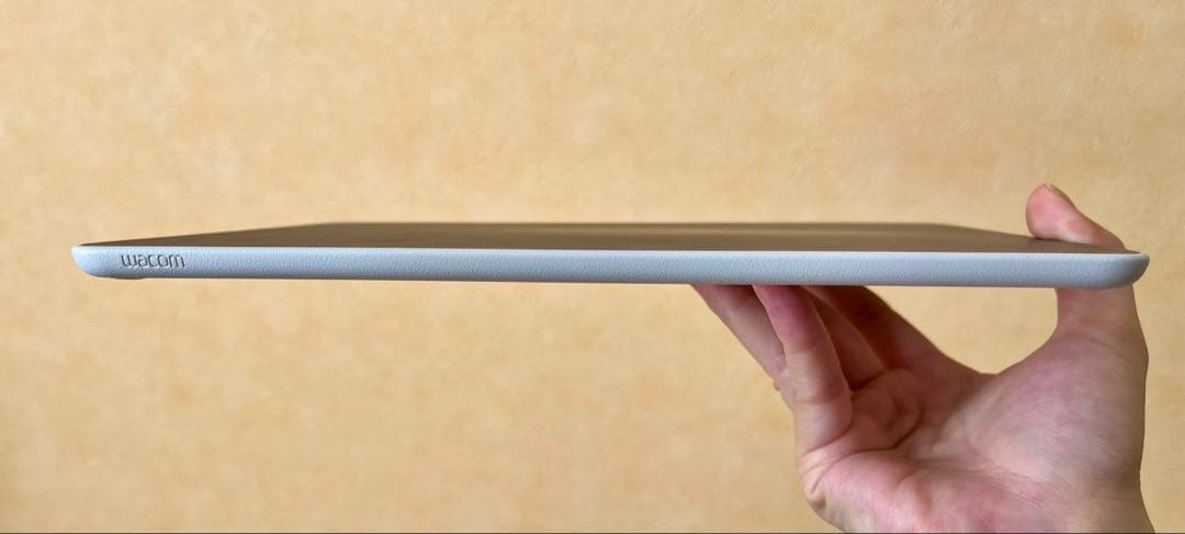 液タブ・ペンタブ Wacom One Pen tablet medium (CTC6110WL)