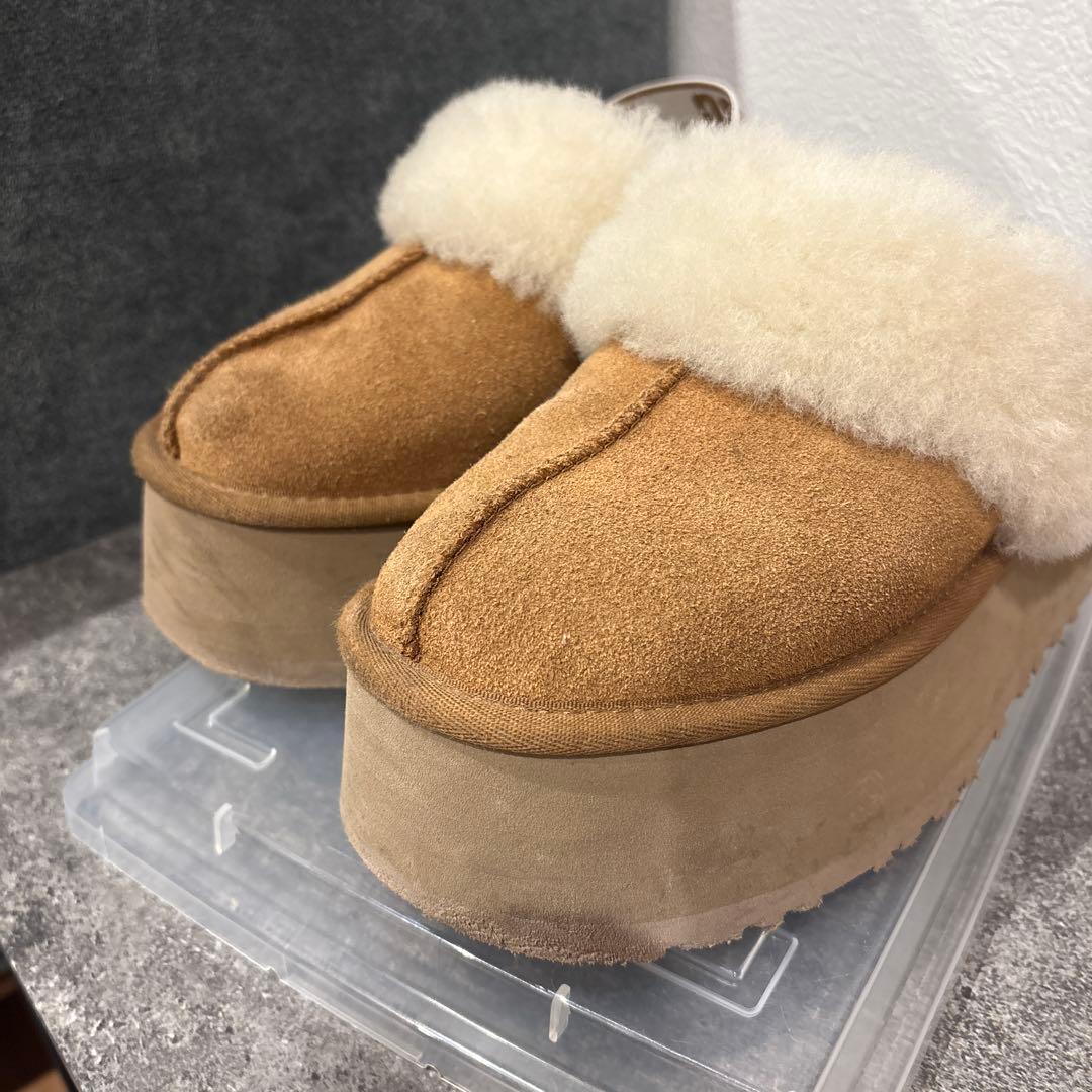 UGG ムートン　スリッポン　厚底　ファンケット