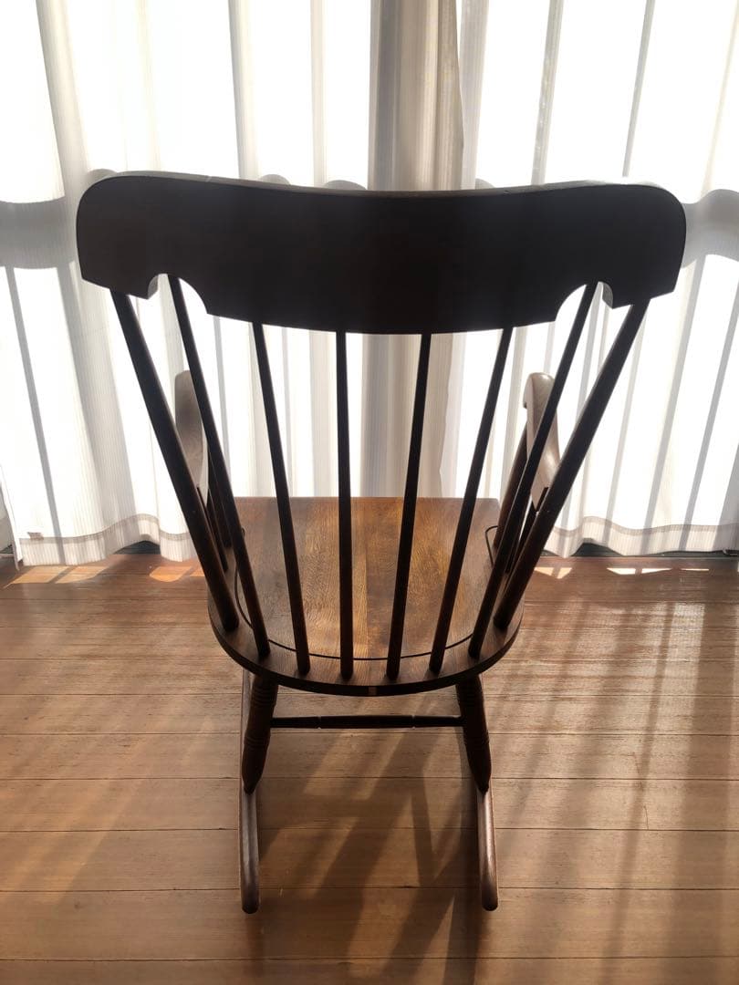 木製ロッキングチェア