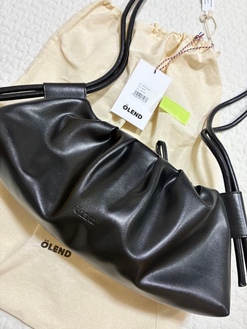 お値下げ！！ÖLEND ブラック ショルダーバッグ