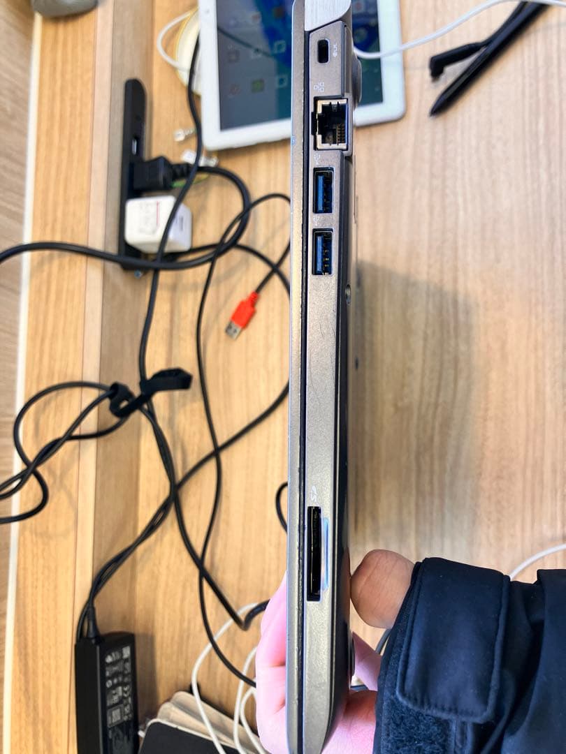 【ジャンク】 dynabook R63 （多分）