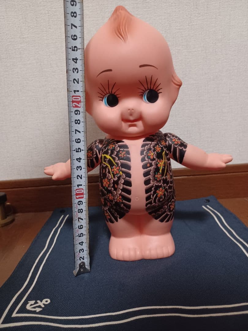 和彫り刺青キュウピー　ソフビ人形