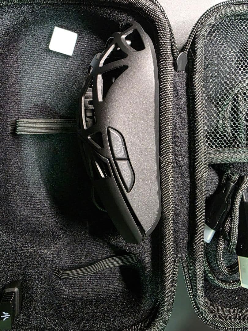 WLMOUSE Beast X Mini Pro　穴ナシ