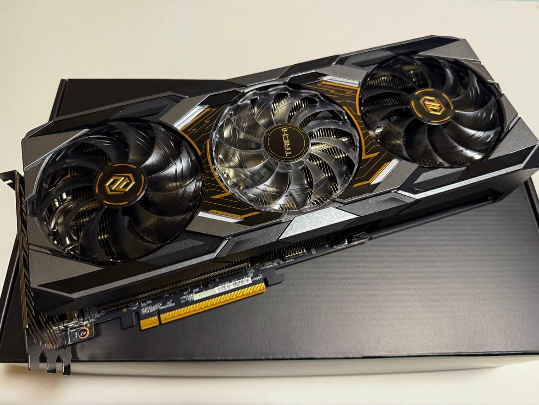 グラフィックボード・グラボ・ビデオカード ASRock Radeon RX 9070XT Taichi 16G OC