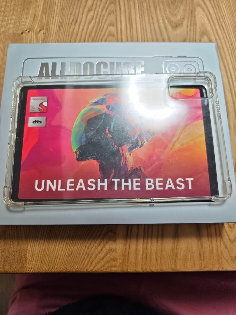 ALLDOCUBE iPlay 70 mini Ultra　ケース付き