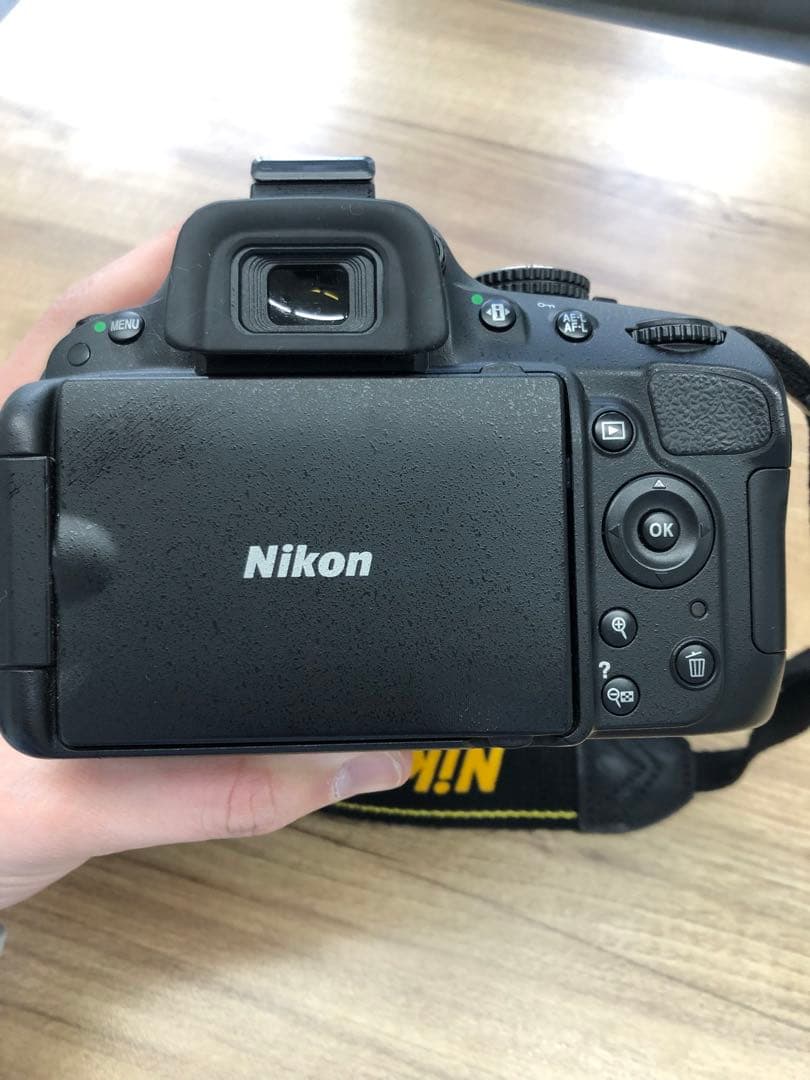 NIKON 一眼レフ D5100