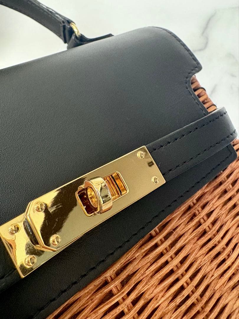 The Bagmati フラップショルダーカゴバッグ　anuans アニュアンス