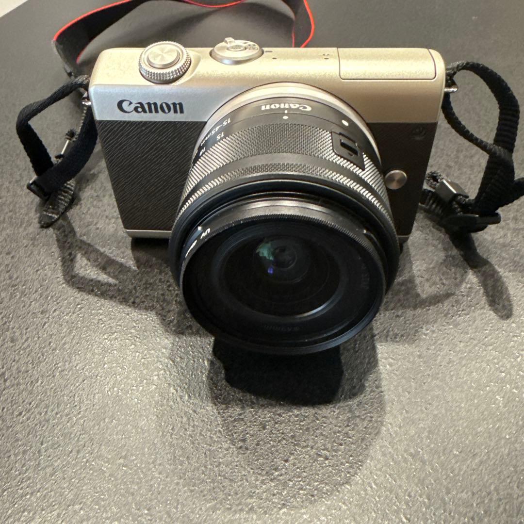 キヤノン EOSM200LIMITEDGOLDKIT