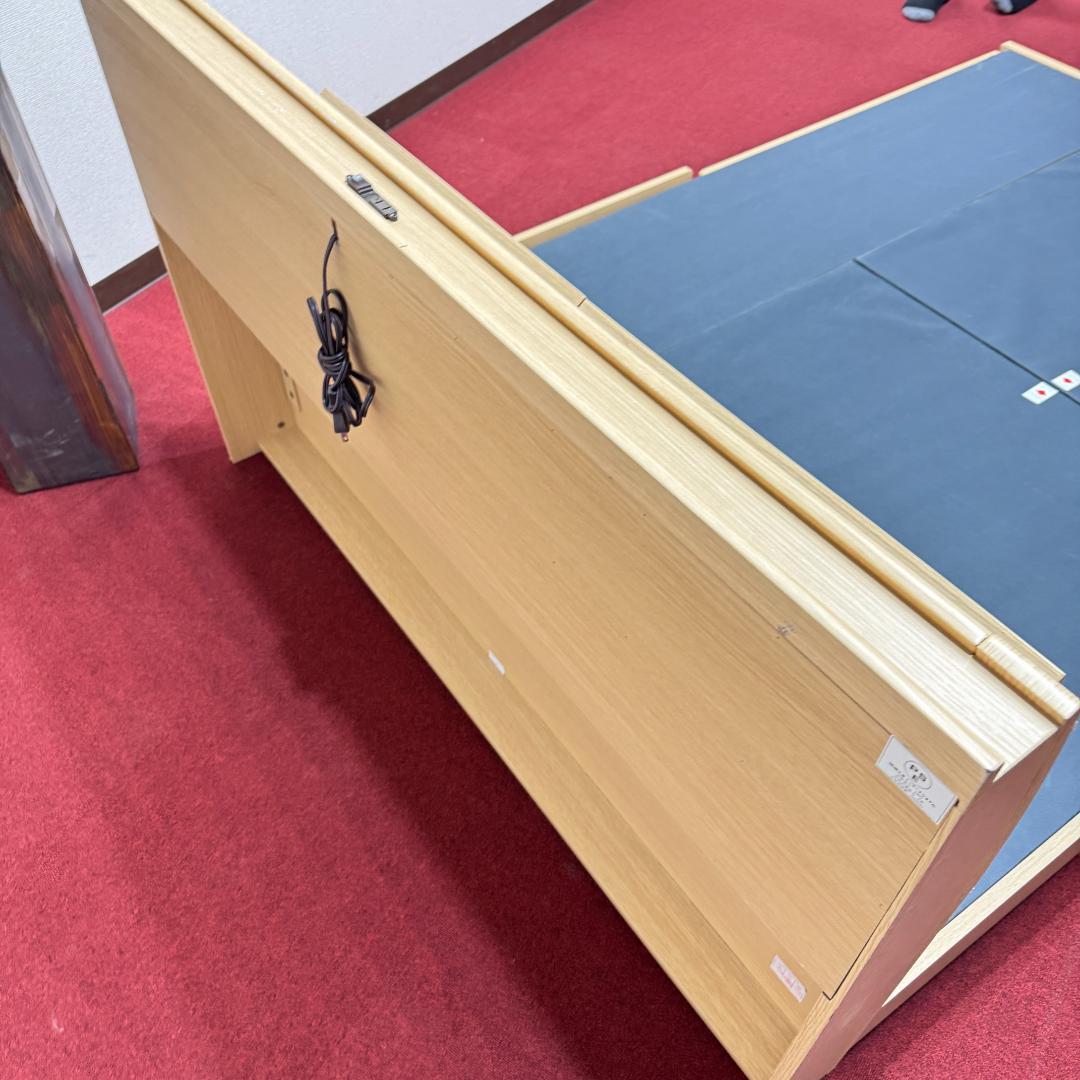 ダブルベッド　引き出し有り　コンセント付き　枕元に収納有