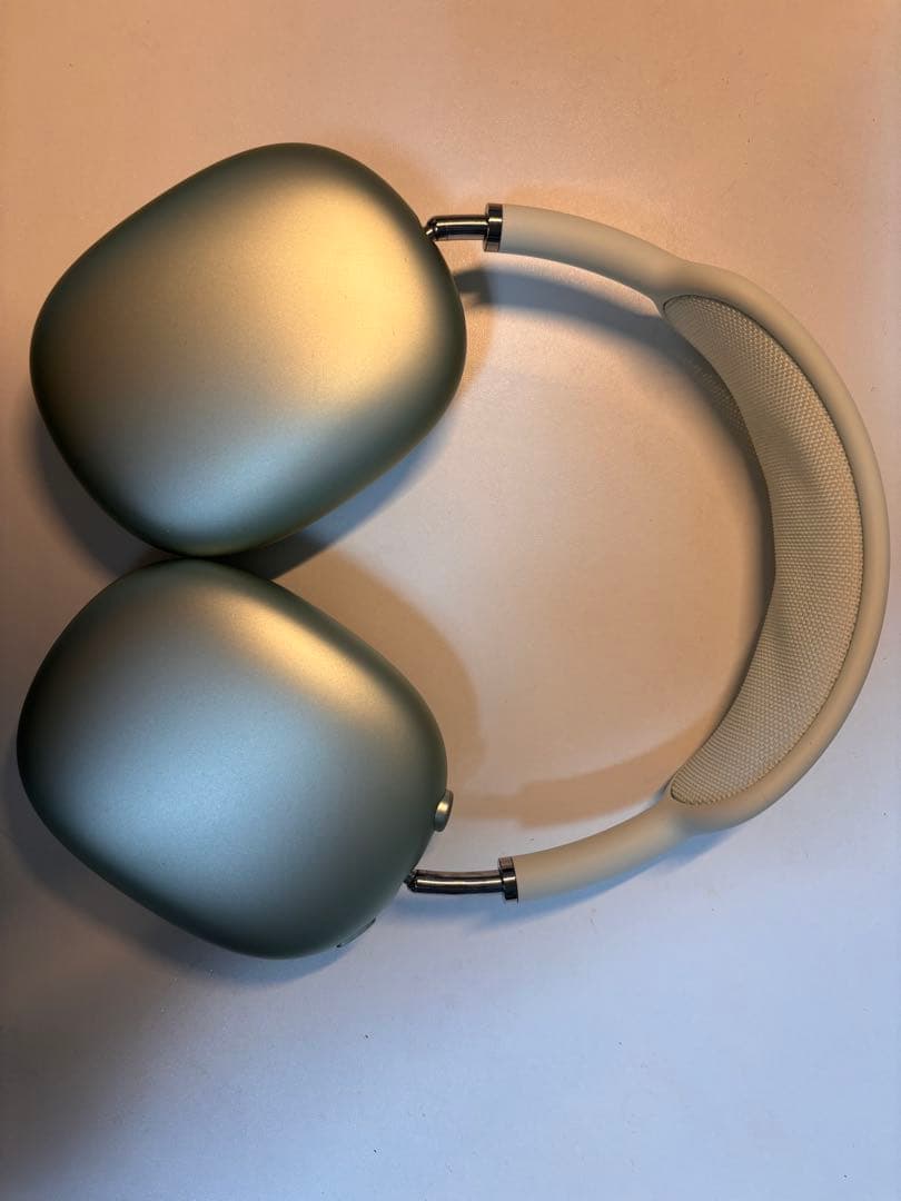 Airpods max グリーン