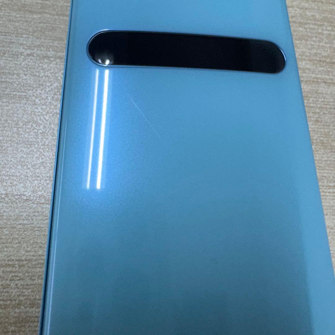 美品/SIMフリーGRATINA KYF42 ライトブルー 本体 ガラケー