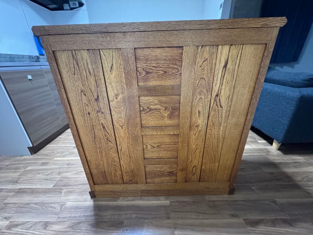 オークヴィレッジ ガラス扉付きキャビネット