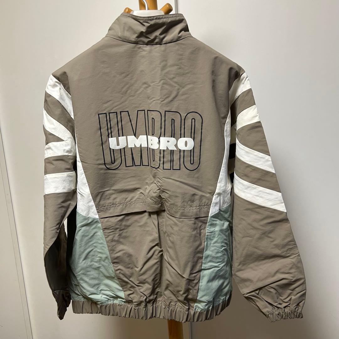 アンブロ ヘリテージ ウォームアップ ジャケット　ブラウン　XL