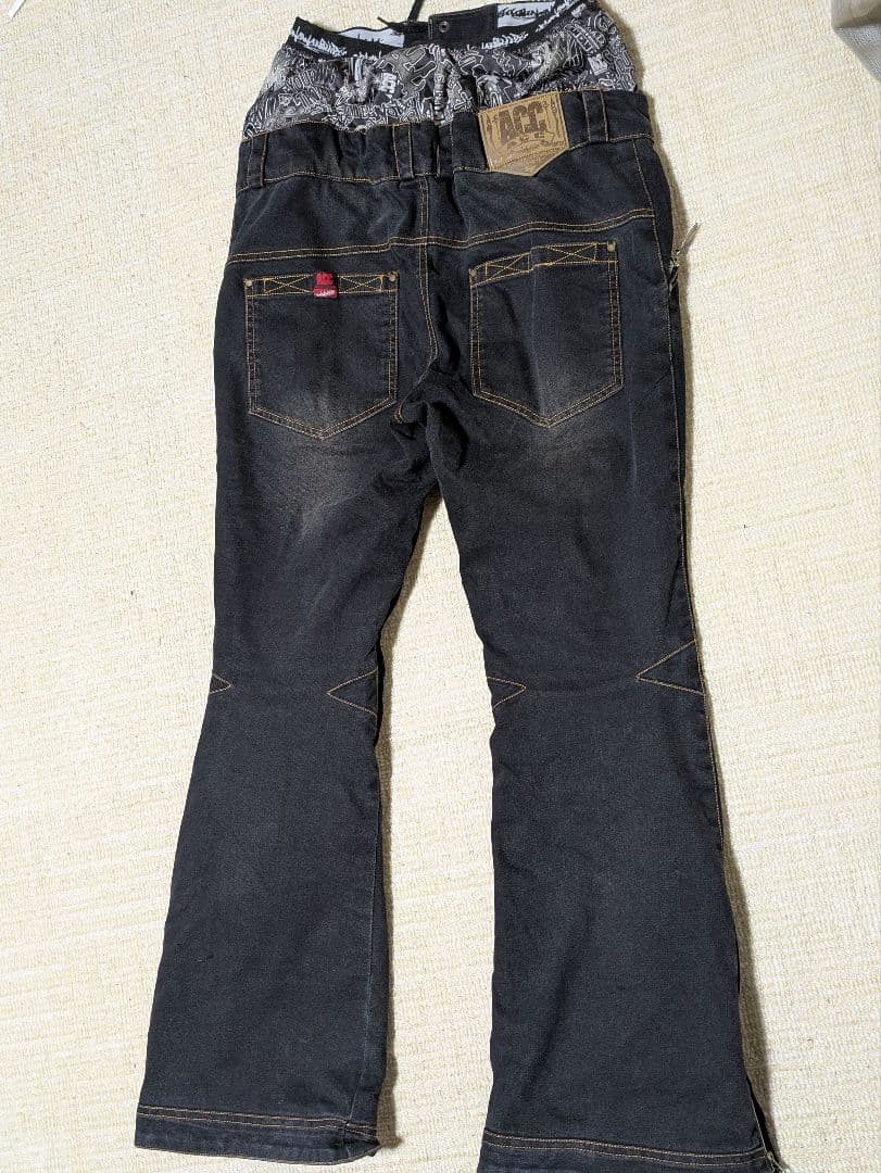 QUIKSILVERメンズスノボードスノボースキーウェア　サイズL