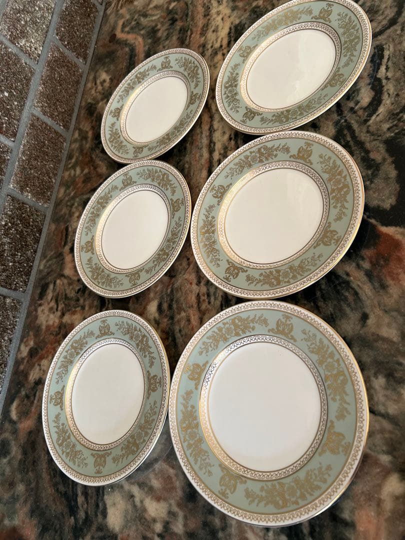 ウエッジウッドゼージグリーンケーキ皿6枚黒壺箱入り15.5cm