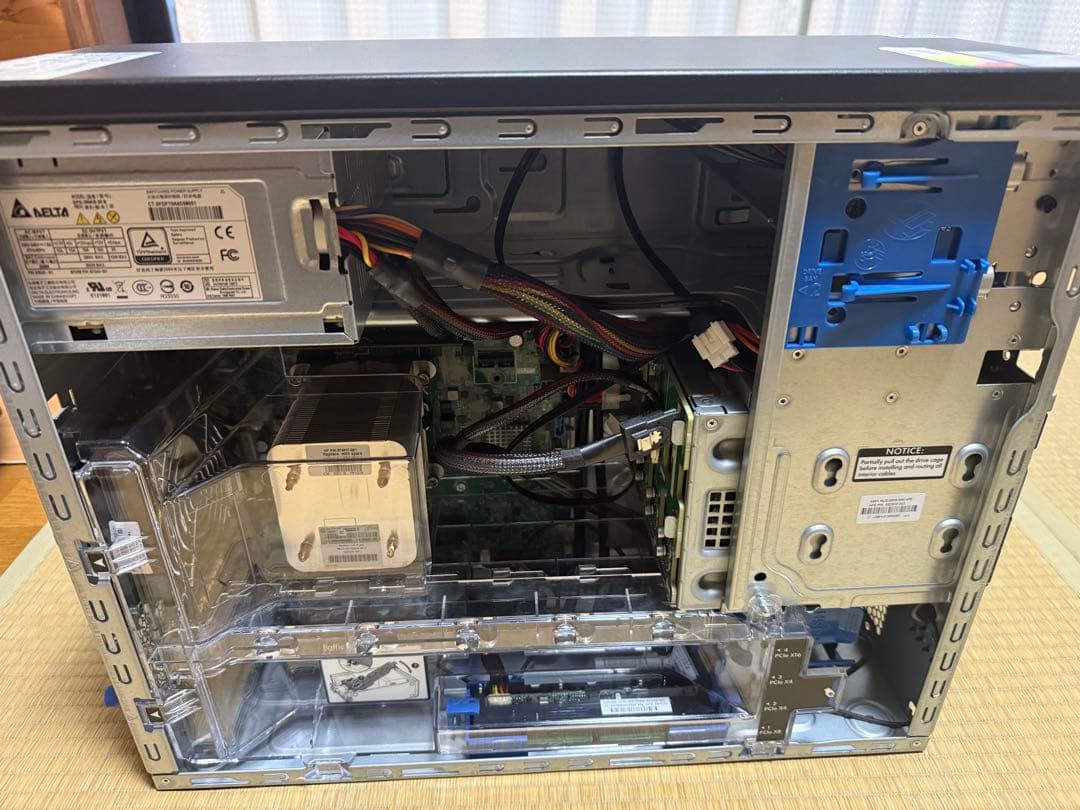 Hewlett Packard ProLiant ML30 Gen9 サーバー