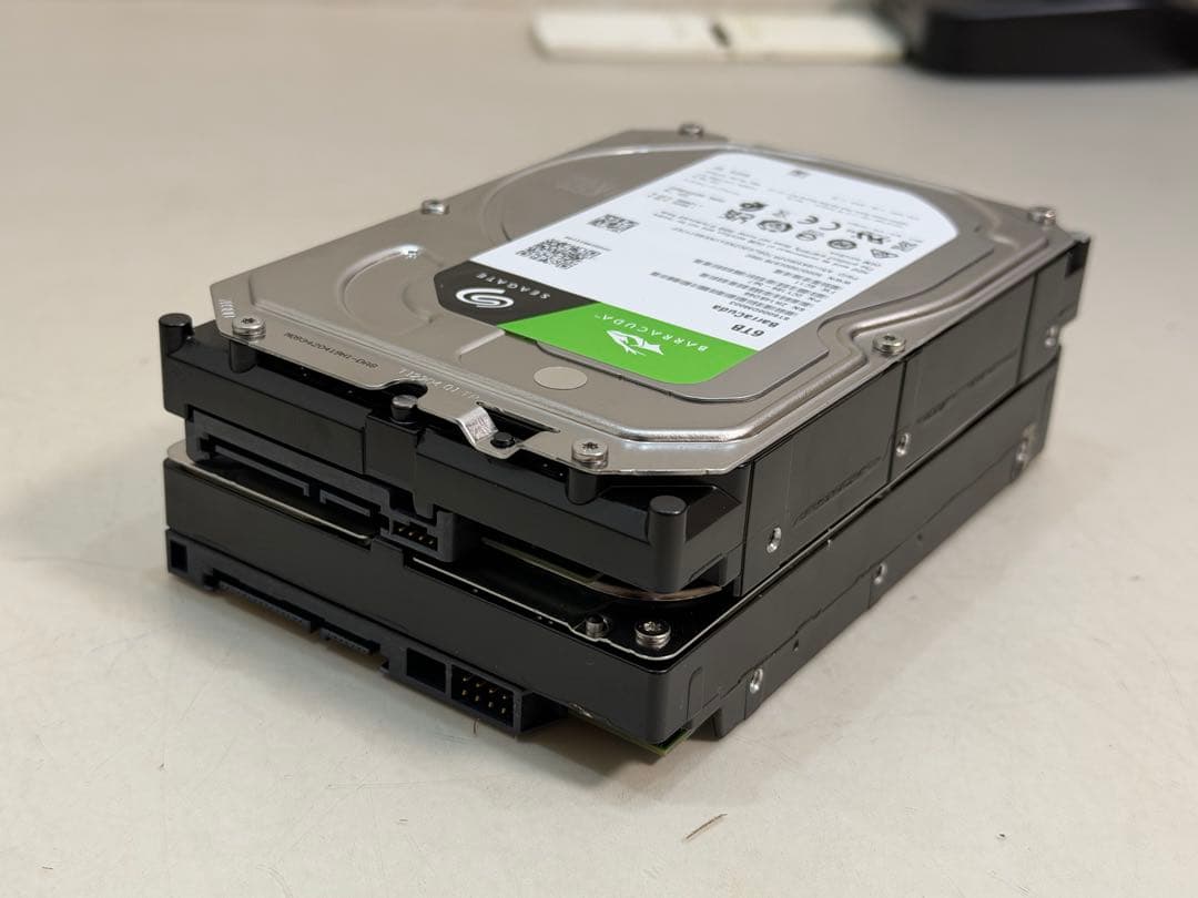 HDD 3.5インチ 容量 6Tb , 2tnまとめて 2点