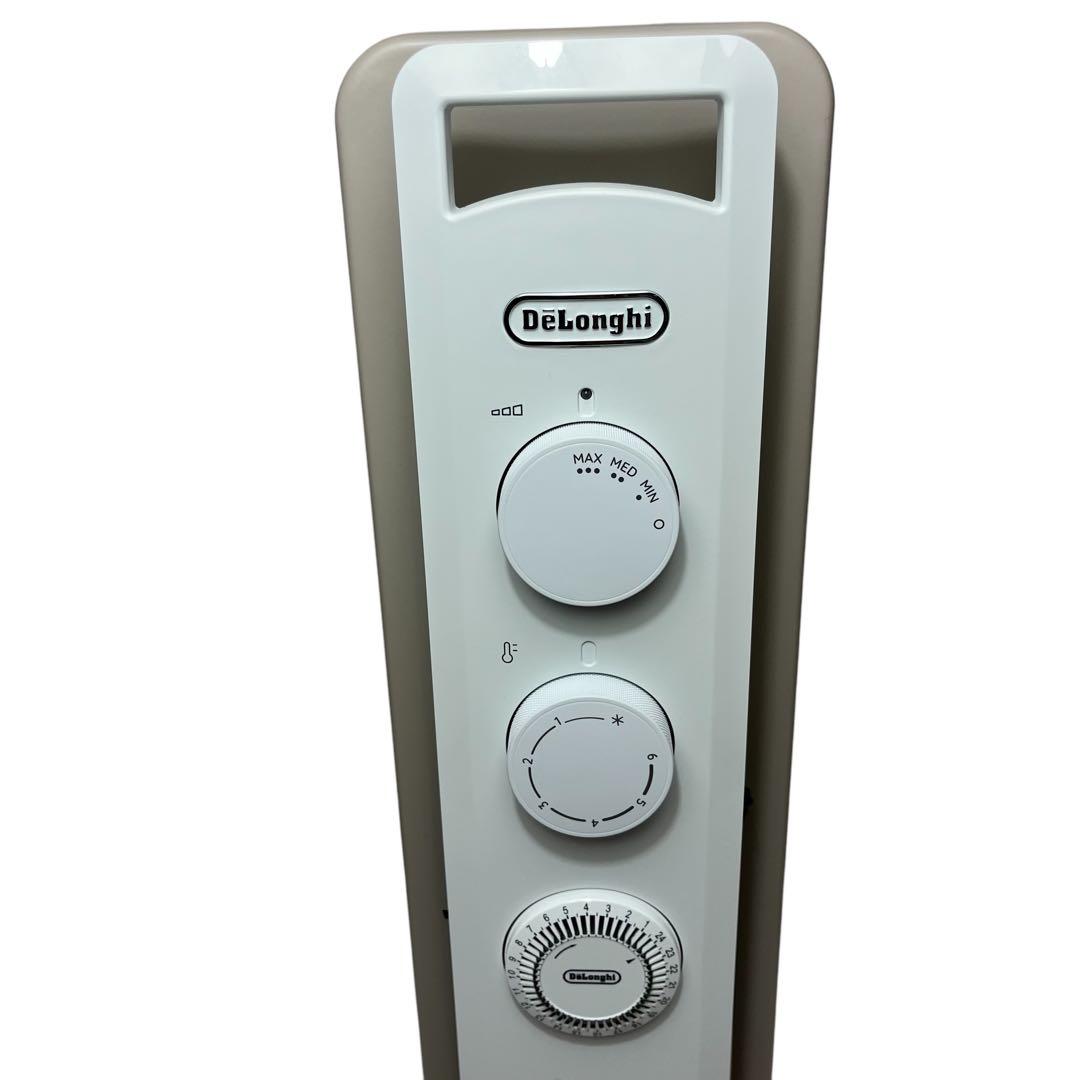 【美品】DeLonghi RHJ21F0812 オイルヒーター ヴェルティカルド