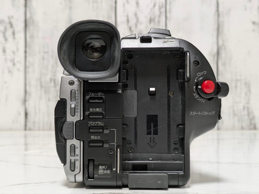 ② SONY　DCR-TRV310　Digital8　8mm対応　セット