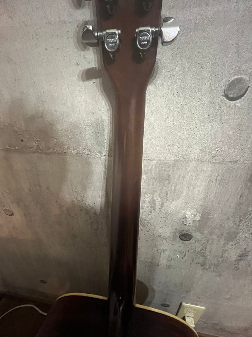 ヤマハ　YAMAHA アコースティックギター　FG−251