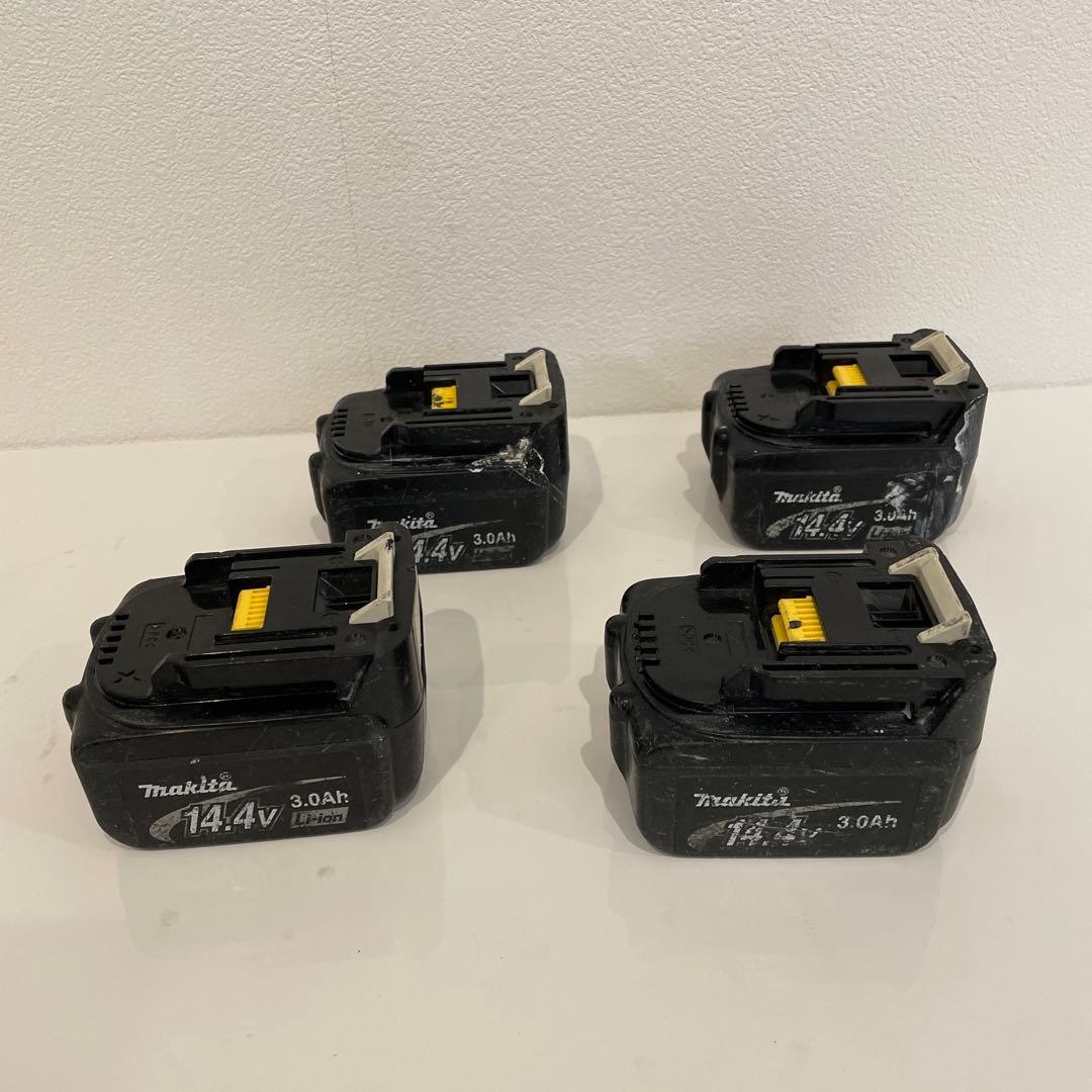 マキタ/Bluetooth/充電式ラジオ/MR108 ／充電器　バッテリー4個付