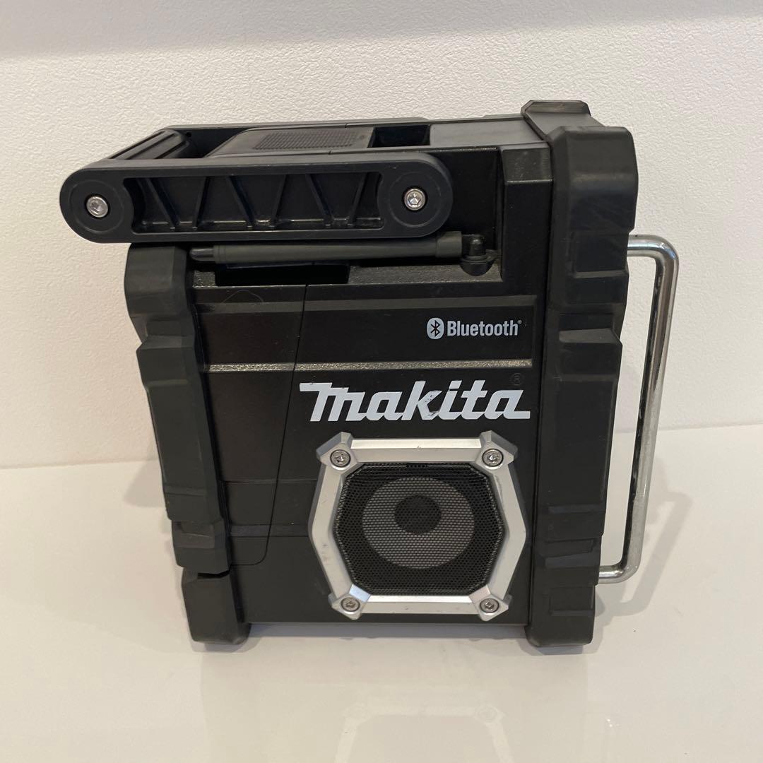 マキタ/Bluetooth/充電式ラジオ/MR108 ／充電器　バッテリー4個付