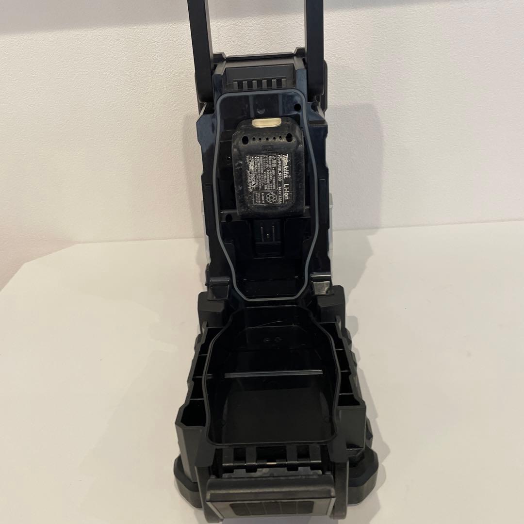 マキタ/Bluetooth/充電式ラジオ/MR108 ／充電器　バッテリー4個付