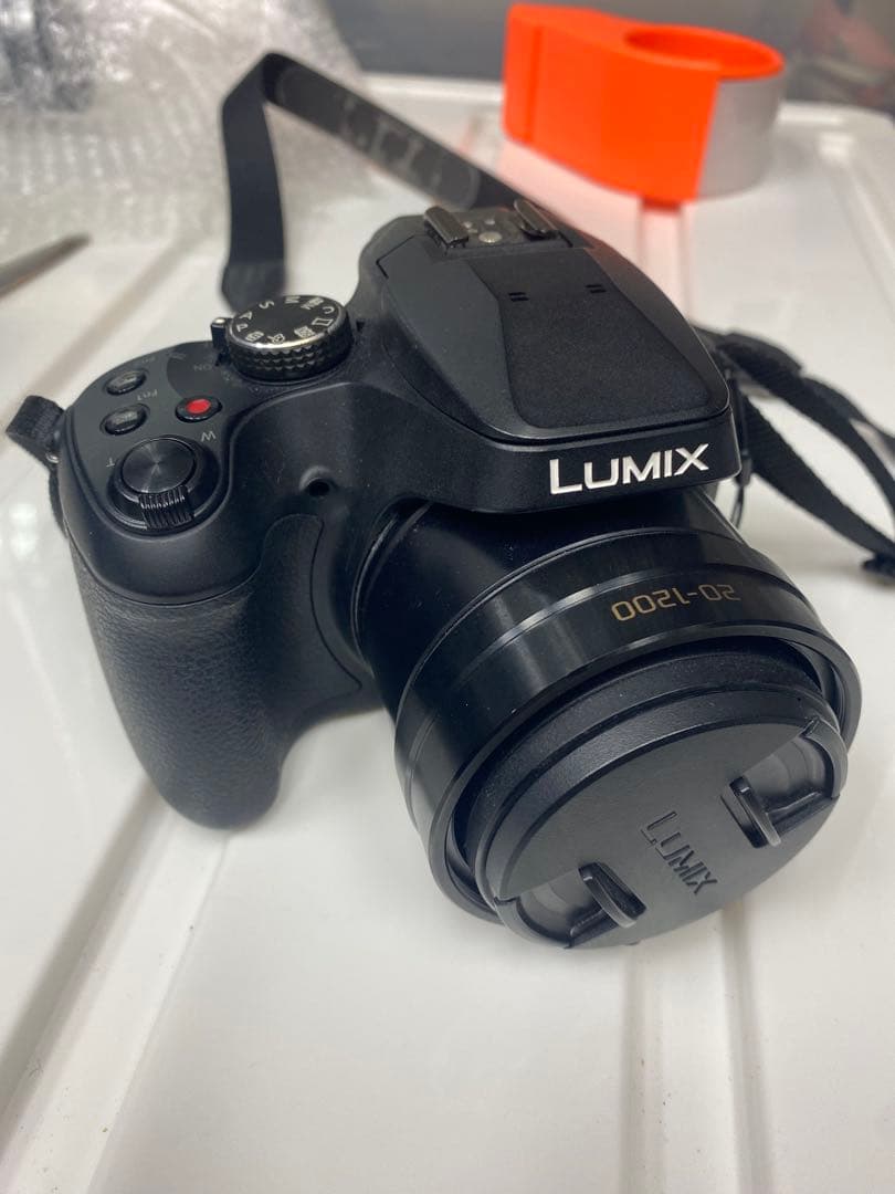 デジタルカメラ Panasonic DC-FZ85