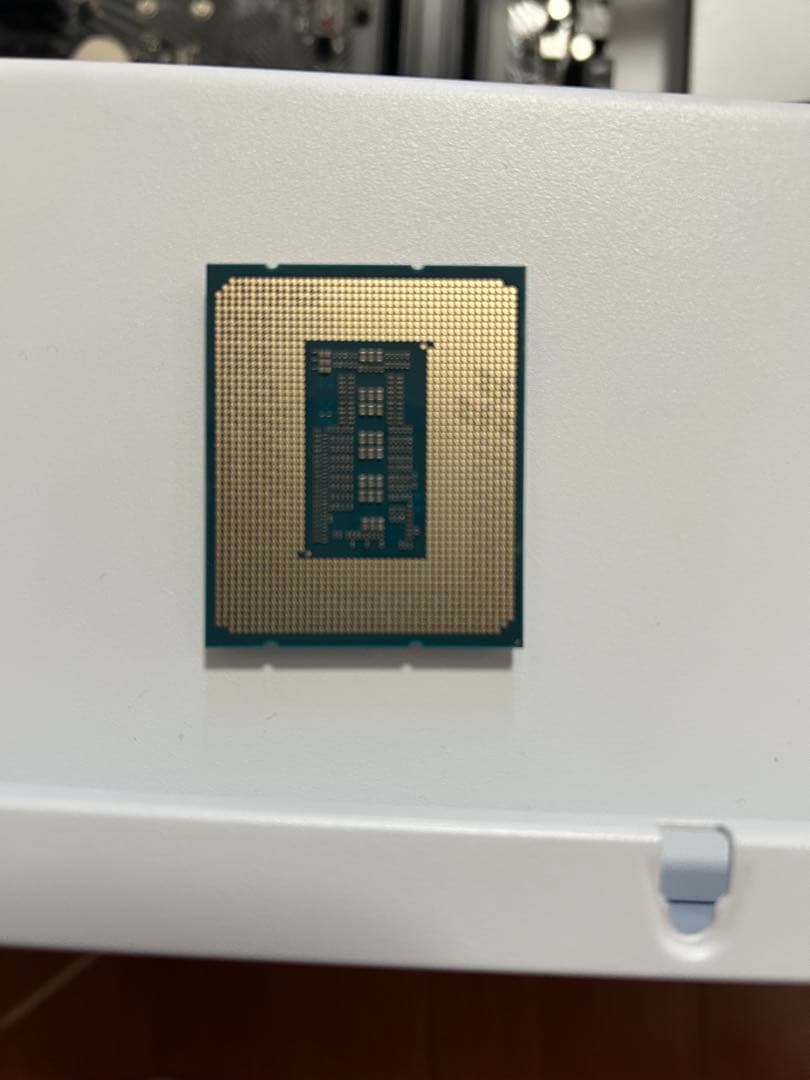 CPU Intel Core i7 13700k Z790 PG Lightning