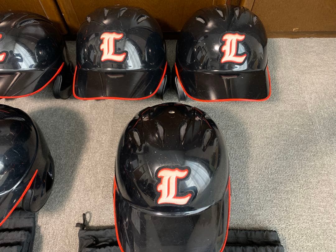 ミズノ軟式用ヘルメット 7個(個別袋付き)・TIGORA用具ケース