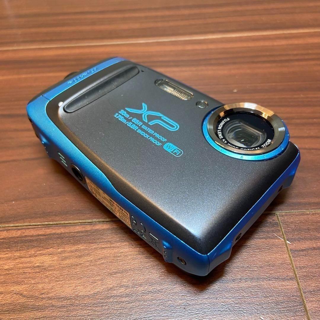 FUJIFILM FinePix XP130 デジカメ ほぼ新品 3441