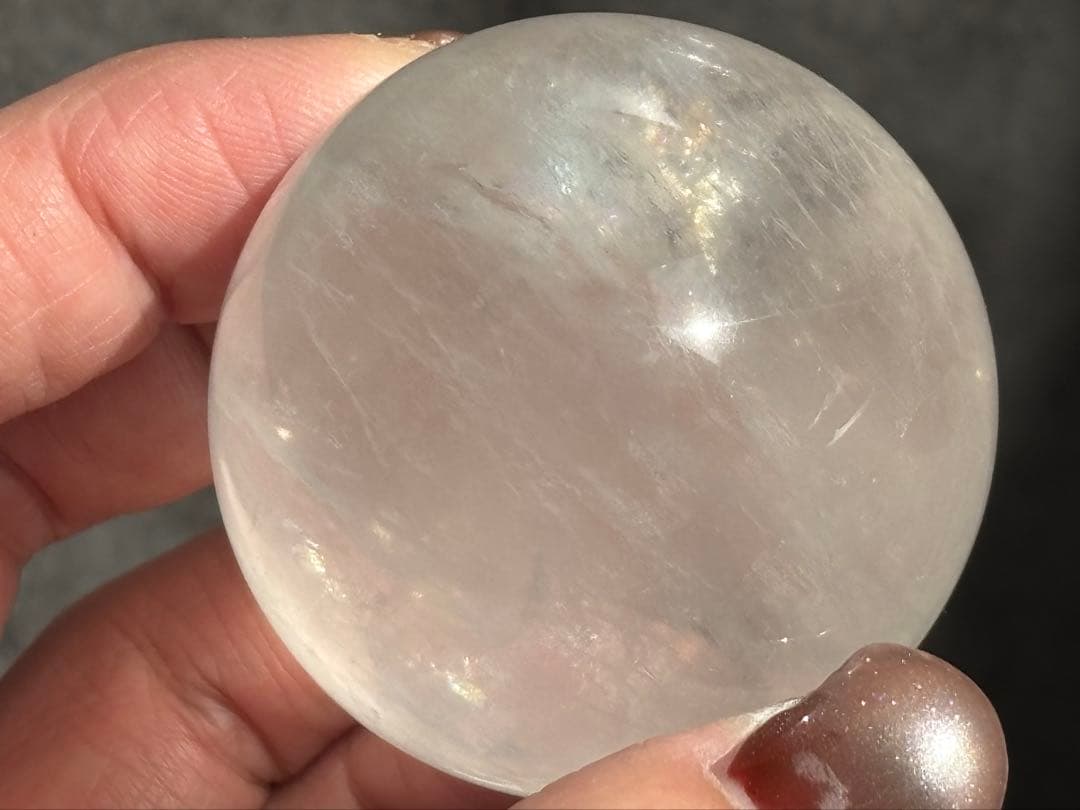 《カラーレスフローライト＊高品質の爆虹スフィア》