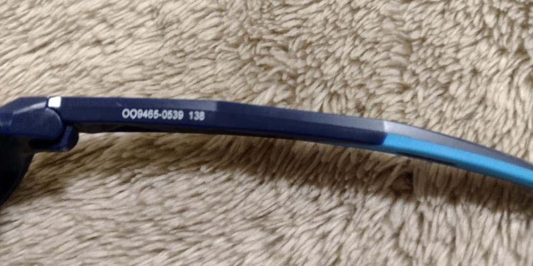 み*み様 OAKLEYオークリー正規品 SUTRO LITE SWEEP