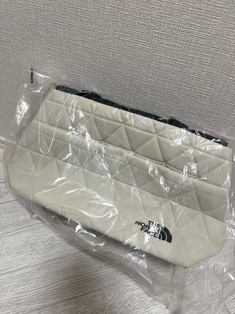 [ザノースフェイス] トートバッグ GEOFACE BOX TOTE